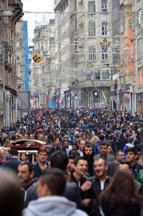 Istakial Caddessi Major Shopping Street (Photo by P. Corkery)