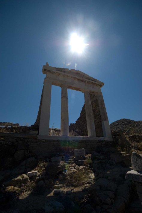 A Temple in Ruins, Delos